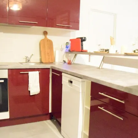 Lerelaisdodile - Cosy - Proche Metro - Parking Gratuit - Mons-en-barœul Appartement